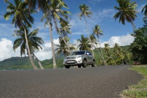 Mit dem Auto unterwegs auf Bora Bora