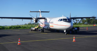 Mit der Air Tahiti wird von Insel zu Insel geflogen.