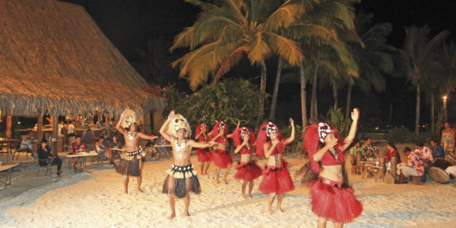 Tanzvorführung der Einwohner, Tahiti